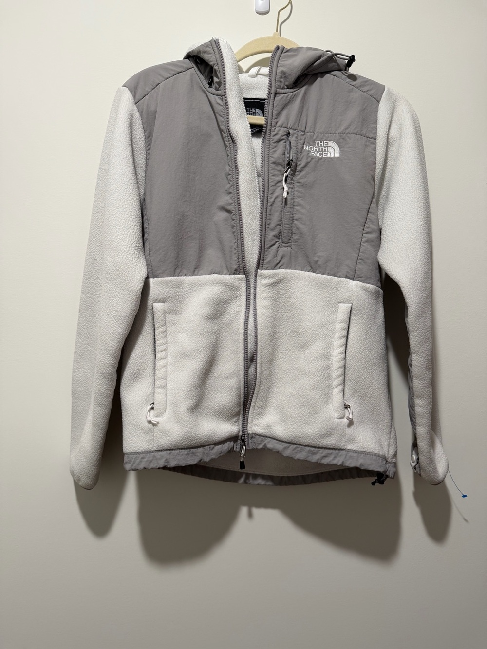 The North Face Women's Two-Tone Gray & White Zip Up Fleece Jacket with hood